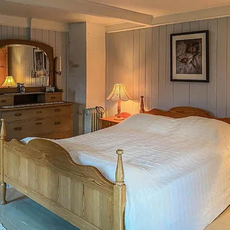 Pet Friendly In With Wifi Holiday home