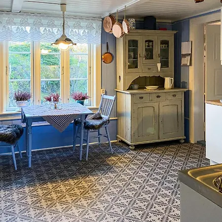 Holiday home Pet Friendly In With Wifi